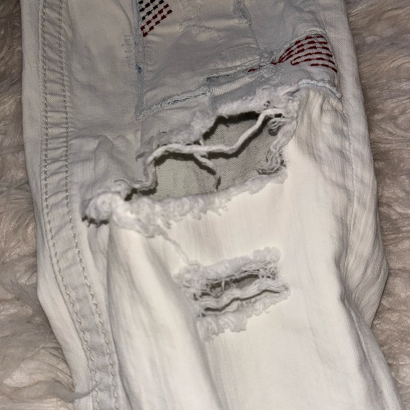 Miss Me Signature Skinny Low Rise Distressed, Patches Jeans, Size 27x31 - Picture 16 of 16